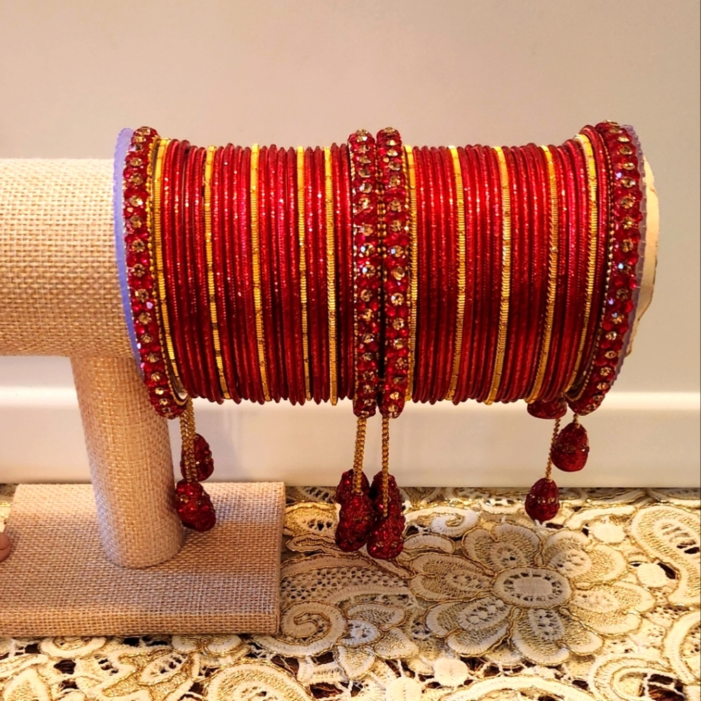 Elegant Red and Gold Bangle Set